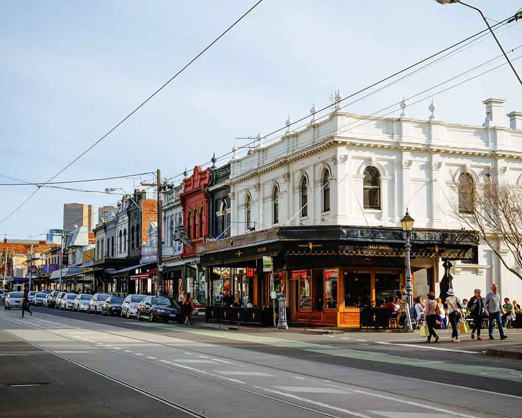 Victoria Australien Urlaubsziele und Reiseziele Brunswick Street Melbourne