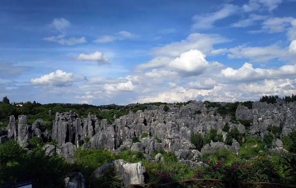 Schönste Natur Chinas im Kunming Steinwald