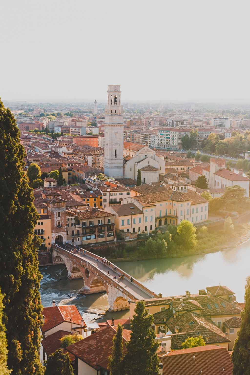 Städte in Italien Verona Castel San Pietro